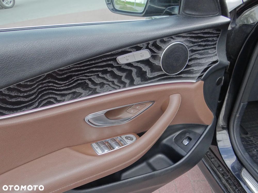 Mercedes-Benz Klasa E - 10