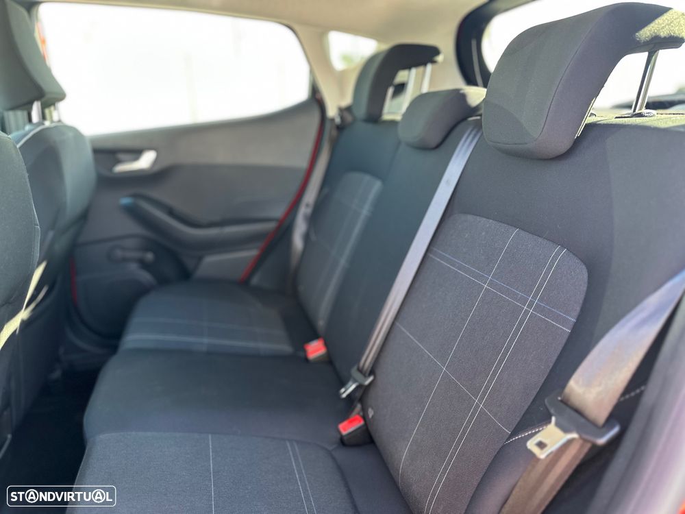 Ford Fiesta 1.0 EcoBoost S&S Titanium - 14