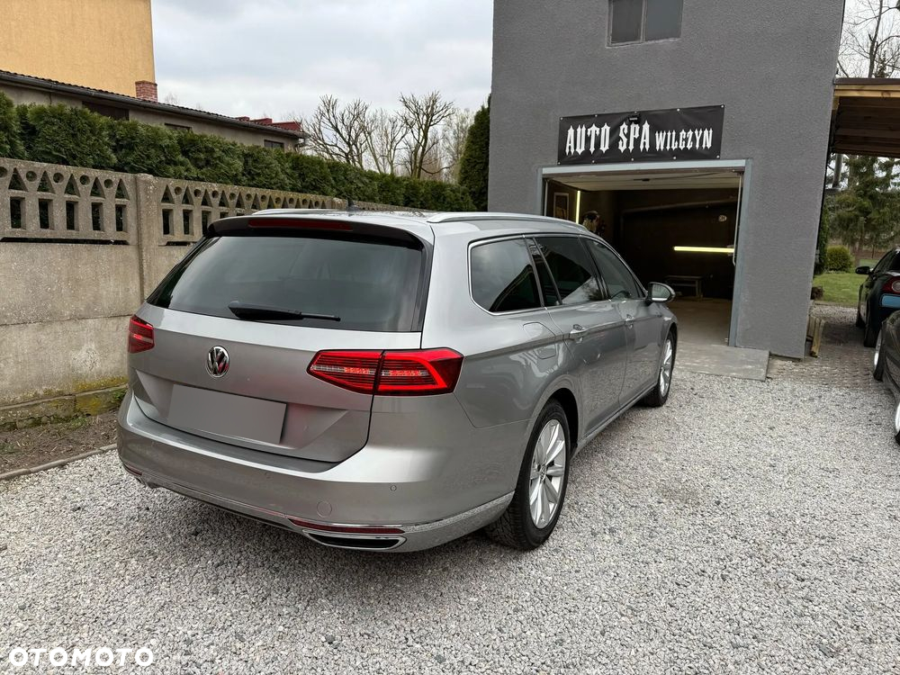 Volkswagen Passat 2.0 TDI Bi-Turbo BMT 4Mot Highline DSG - 3