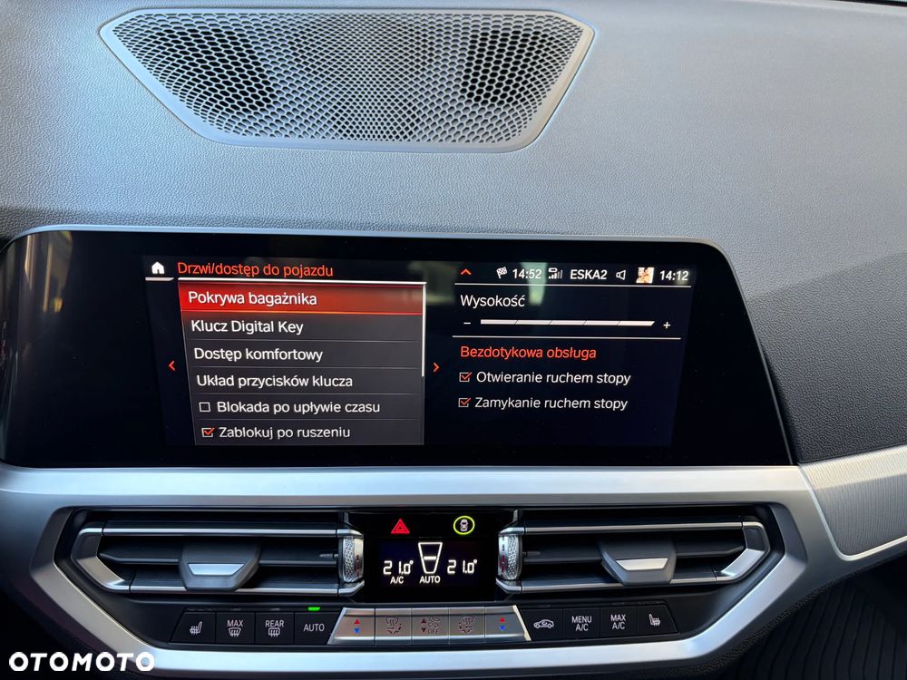 BMW Seria 3 330i - 39