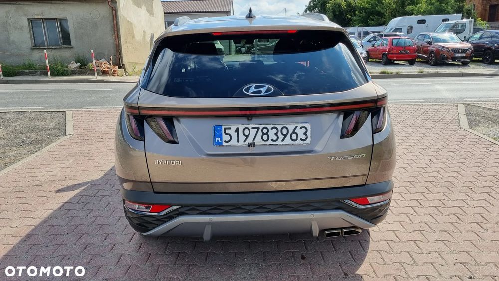 Hyundai Tucson 1.6 CRDi 48V-Hybrid 4WD DCT Prime - 10