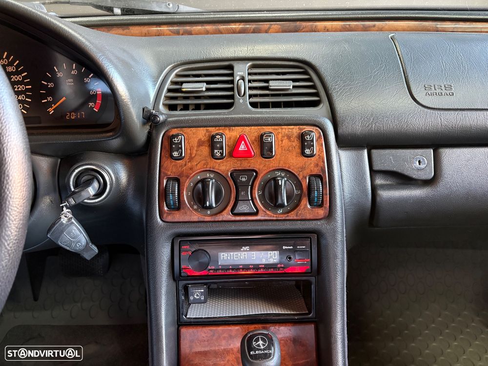 Mercedes-Benz CLK 230 - 11