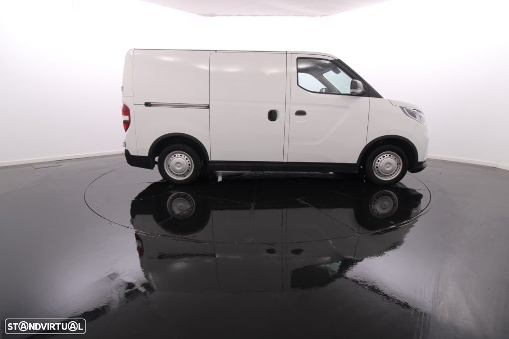 Maxus e-deliver-3 Cargo VAN SWB Bat. 50,23 kWh - 9