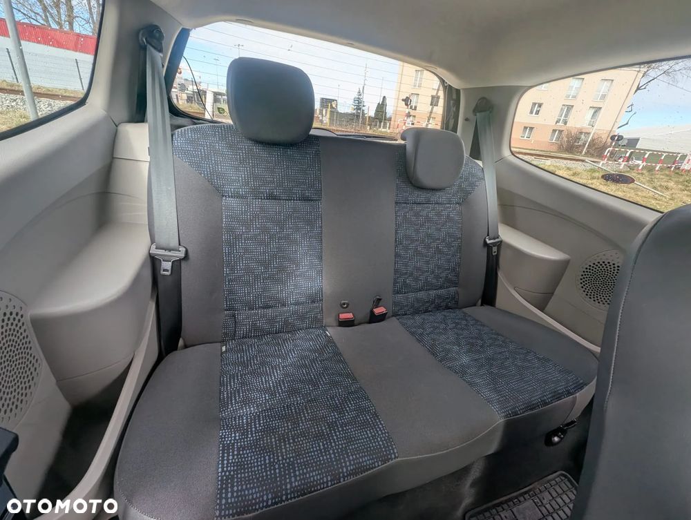 Renault Twingo 1.2 60 Authentique - 10