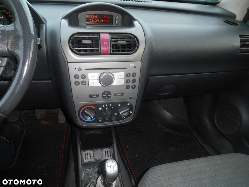 Opel Corsa 1.2 16V Sport - 13