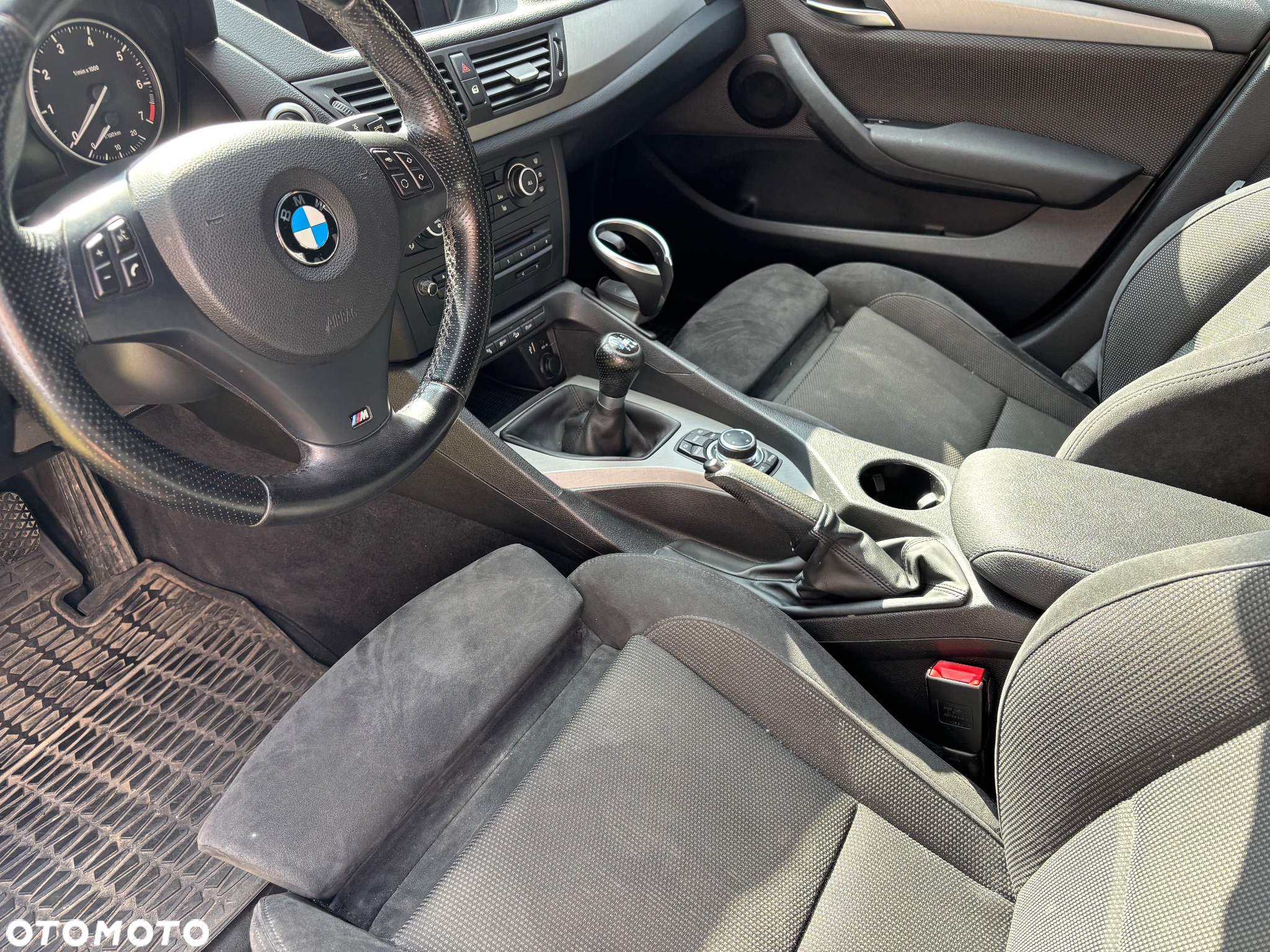 BMW X1 xDrive20i - 8