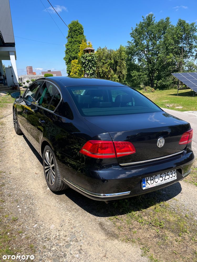 Volkswagen Passat 2.0 TDI 4Mot Highline DSG - 11