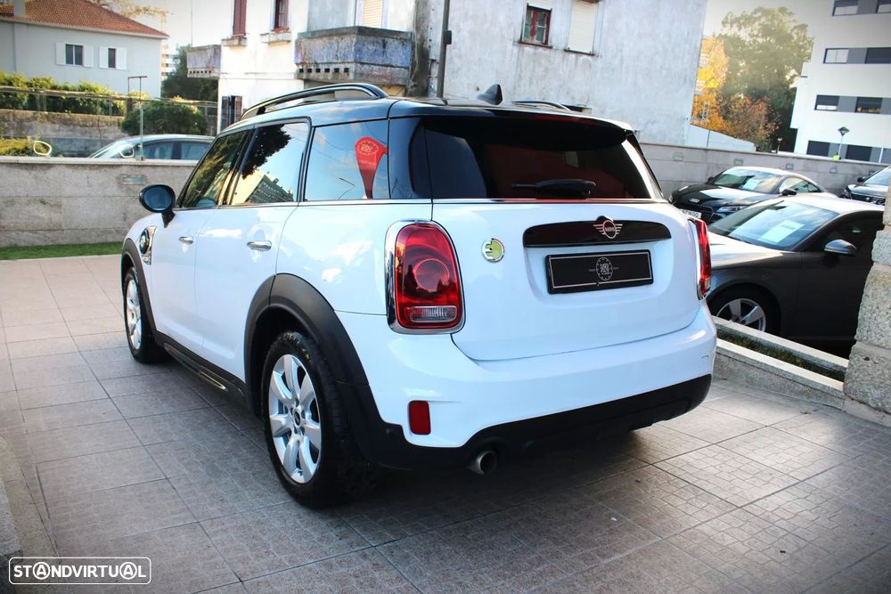 MINI Countryman Cooper SE ALL4 Auto - 39