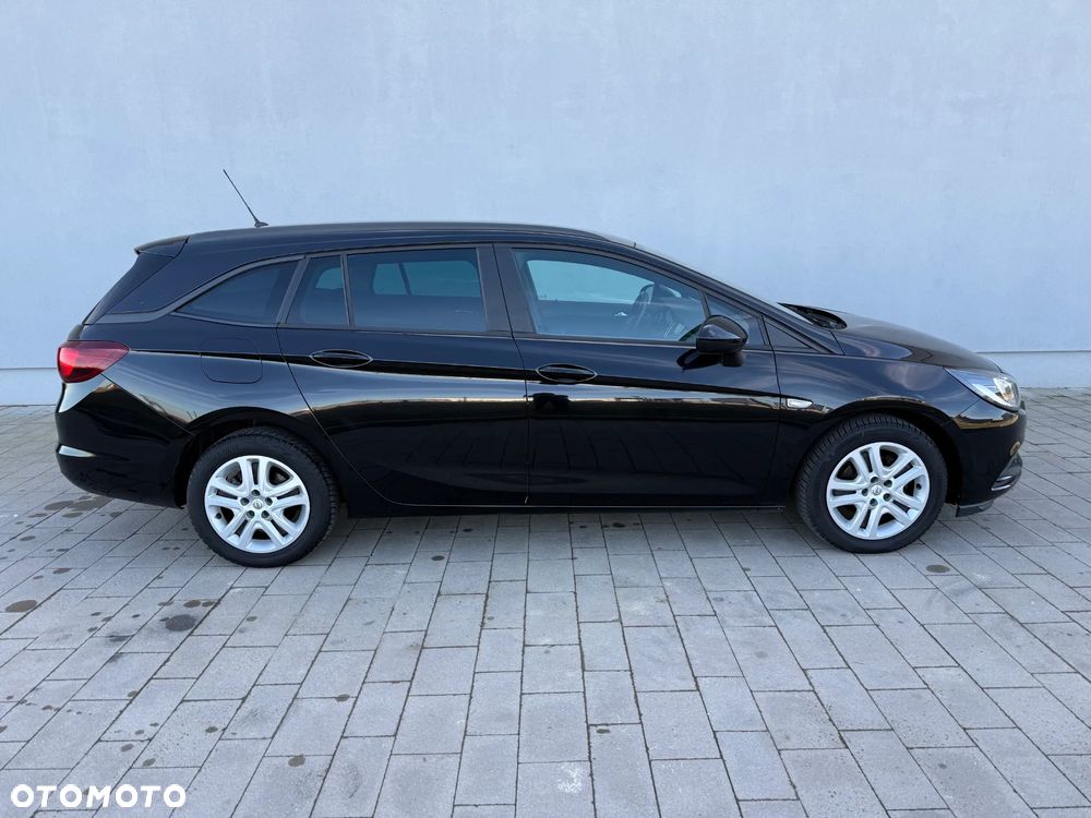 Opel Astra 1.6 D (CDTI) Start/Stop Innovation - 9