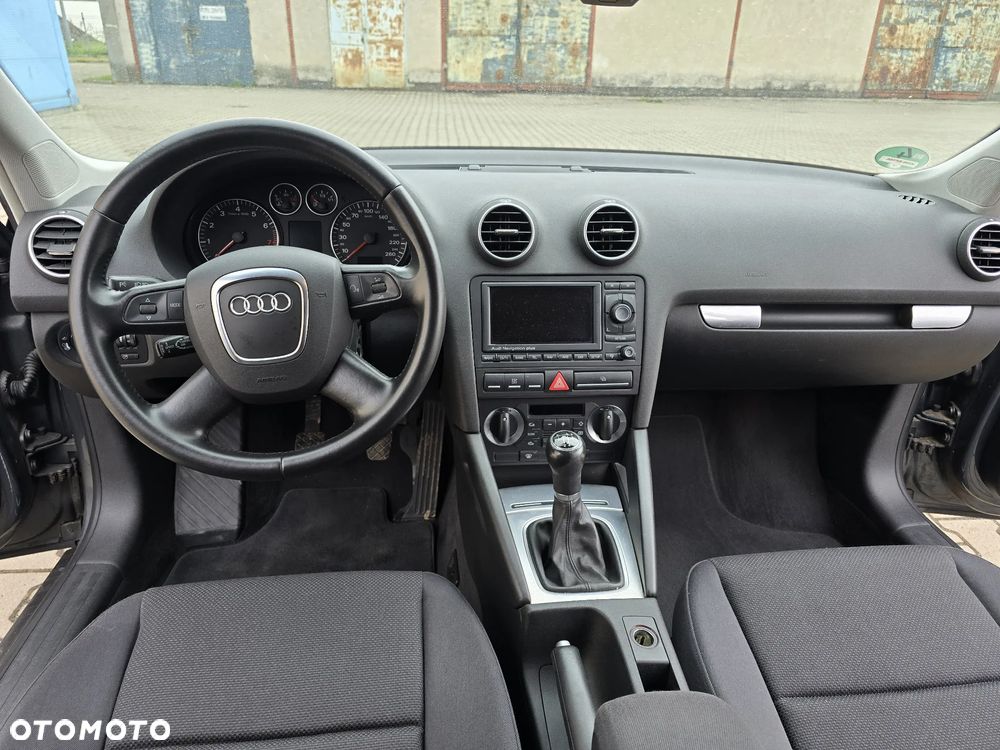 Audi A3 Sportback 1.6 Attraction - 11