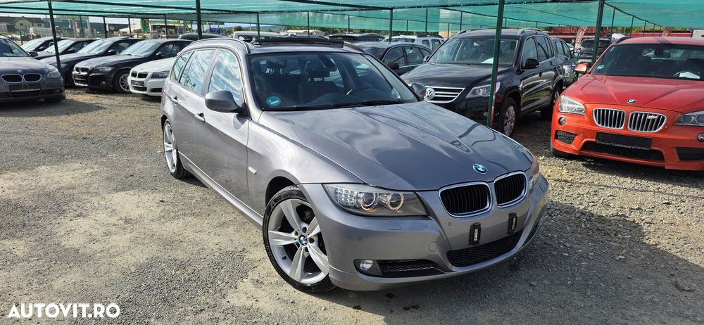 BMW Seria 3 320d DPF Touring Blue Performance - 13
