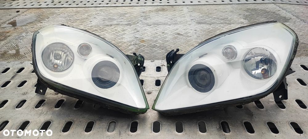 LAMPA PRZEDNIA PRAWA LEWA LAMPY OPEL TIGRA B II 7 BDB - 4