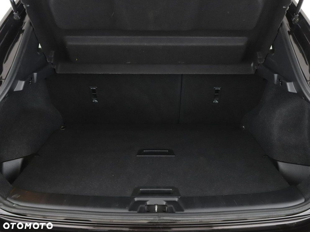 Nissan Qashqai 1.6 DIG-T N-Connecta - 21