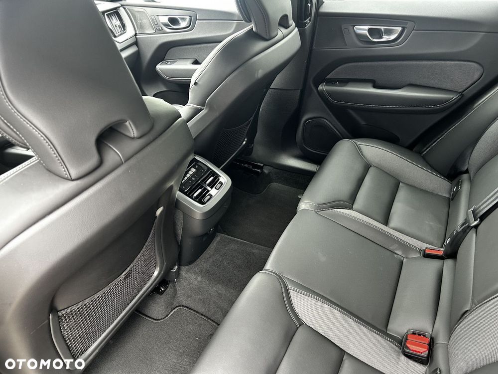 Volvo XC 60 - 13