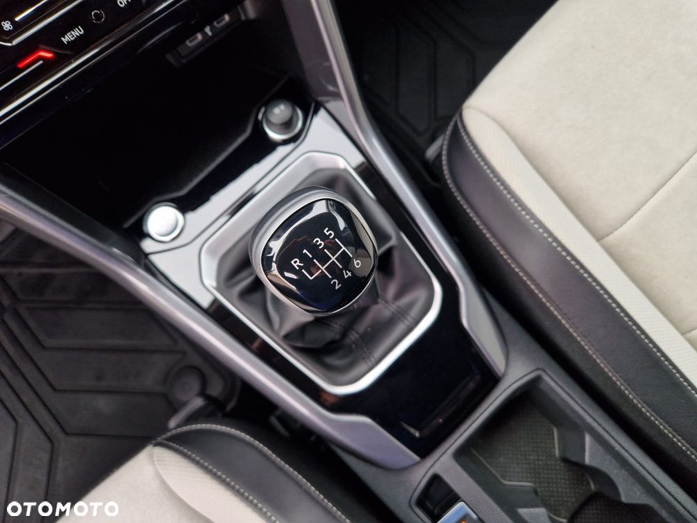 Volkswagen T-Roc 1.5 TSI Style - 33