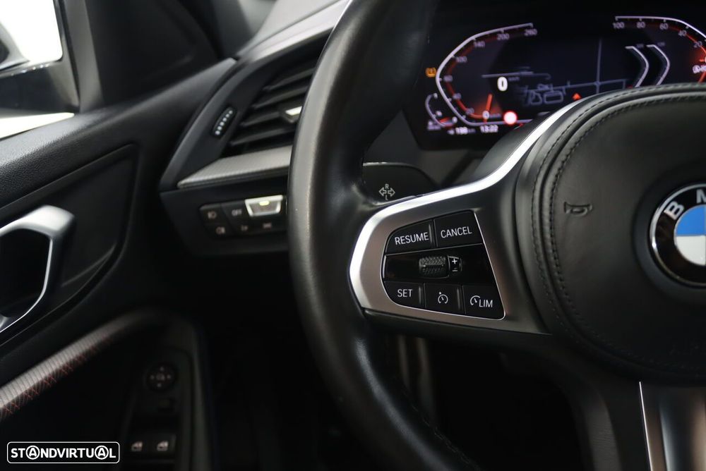 BMW 116 d Pack Desportivo M Auto - 10