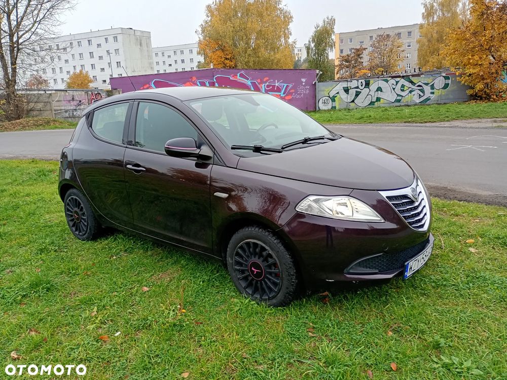 Lancia Ypsilon - 19