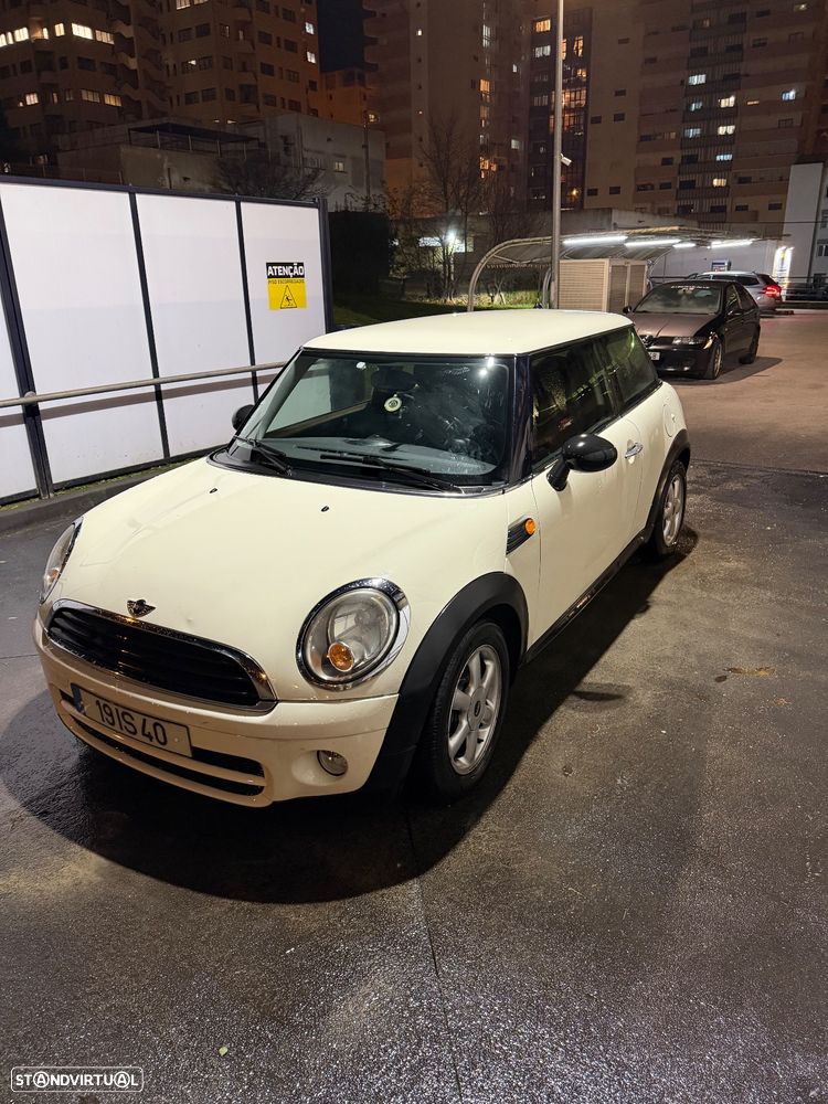 MINI 3 Portas One D - 10