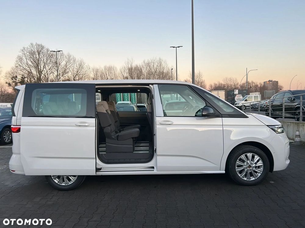 Volkswagen Multivan - 10