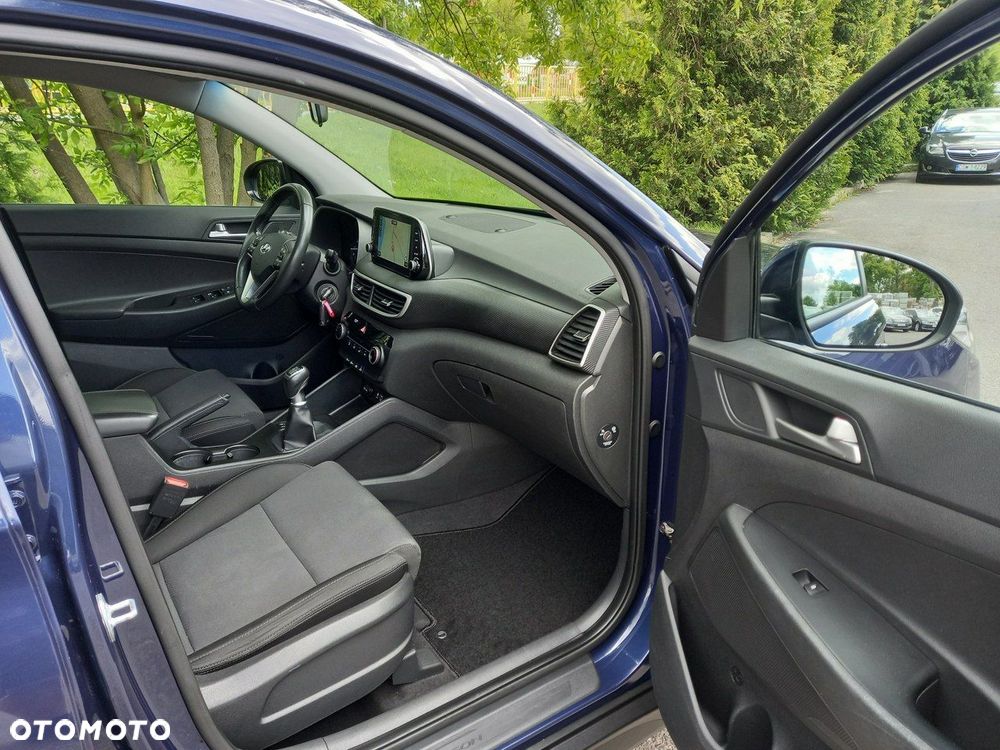 Hyundai Tucson 1.6 GDI BlueDrive Design 2WD - 23