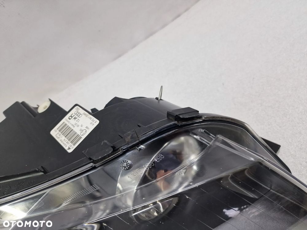 AUDI A3 8P 03-08 PRAWA LAMPA PRZEDNIA PRZÓD XENON , NR 8P0941004M , NR AUKCJI LA529 - 10