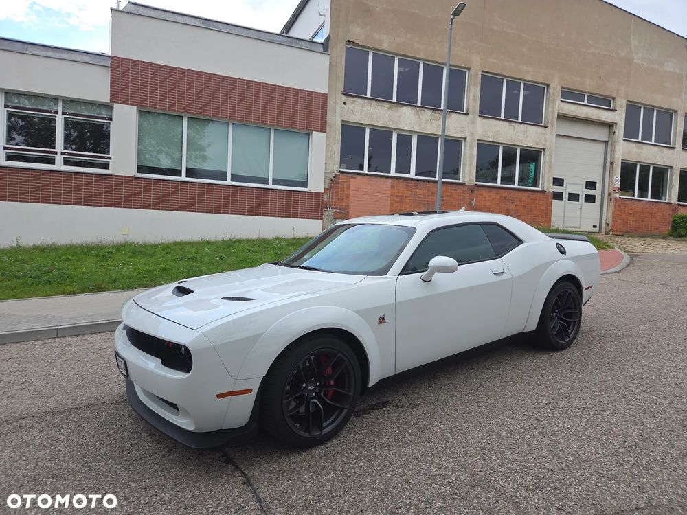 Dodge Challenger 6.4 Scat Pack Widebody - 1