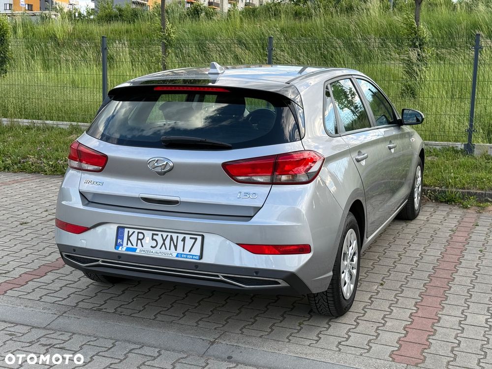 Hyundai i30 1.5 DPI Classic + - 20