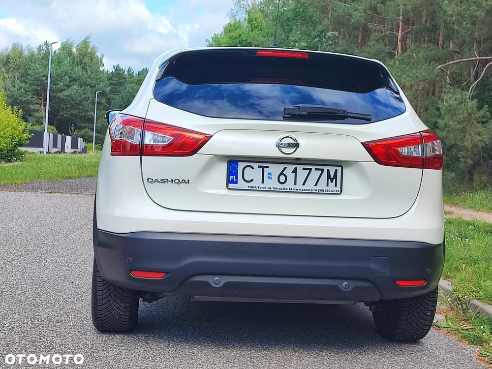 Nissan Qashqai 1.6 Tekna - 4