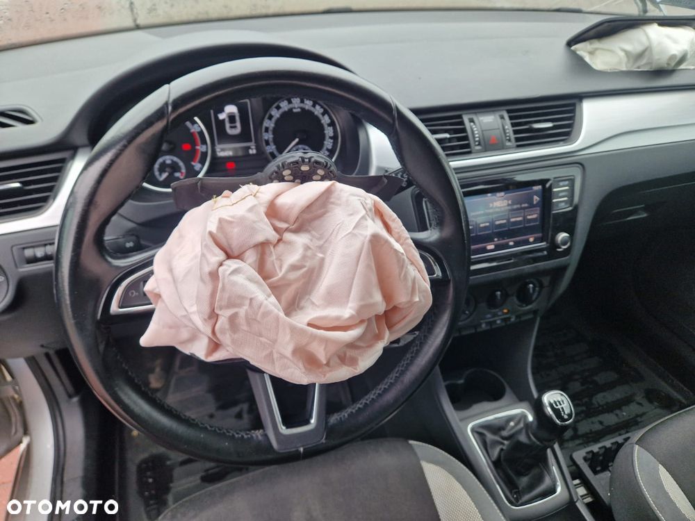 Skoda RAPID 1.0 TSI Ambition - 15