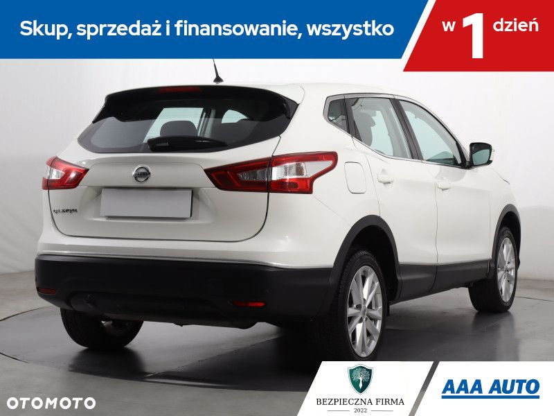 Nissan Qashqai - 6