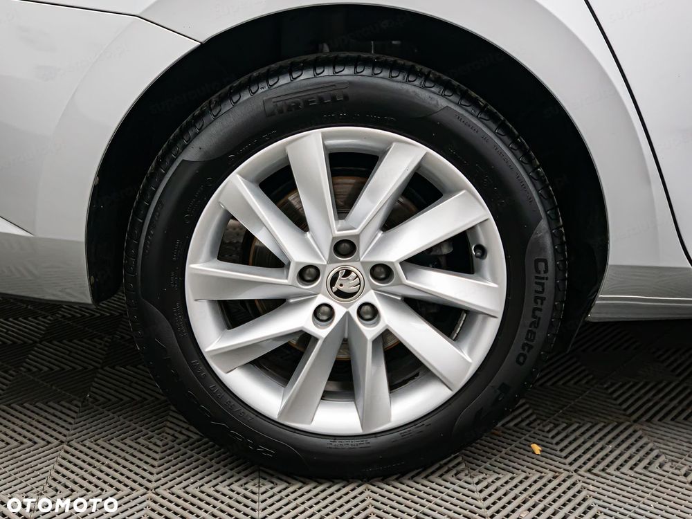 Skoda Superb 2.0 TDI SCR 4x4 Style DSG - 34