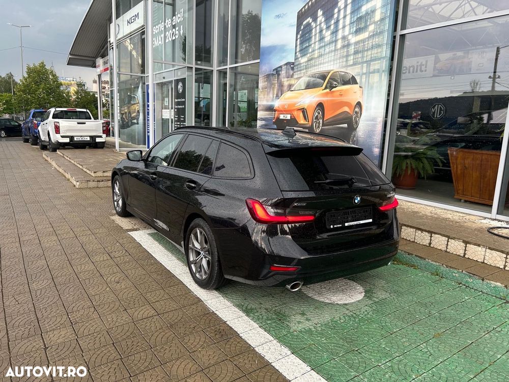 BMW Seria 3 320d Touring xDrive Aut. Sport Line - 2