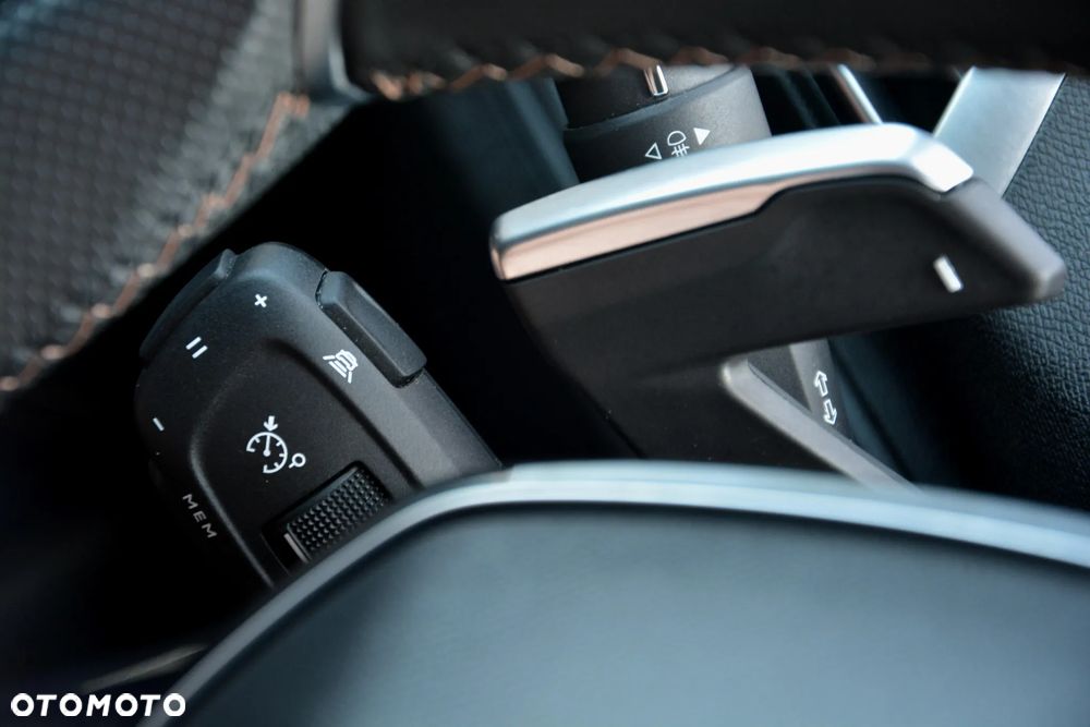Peugeot 5008 1.6 PureTech GT Pack S&S EAT8 - 35