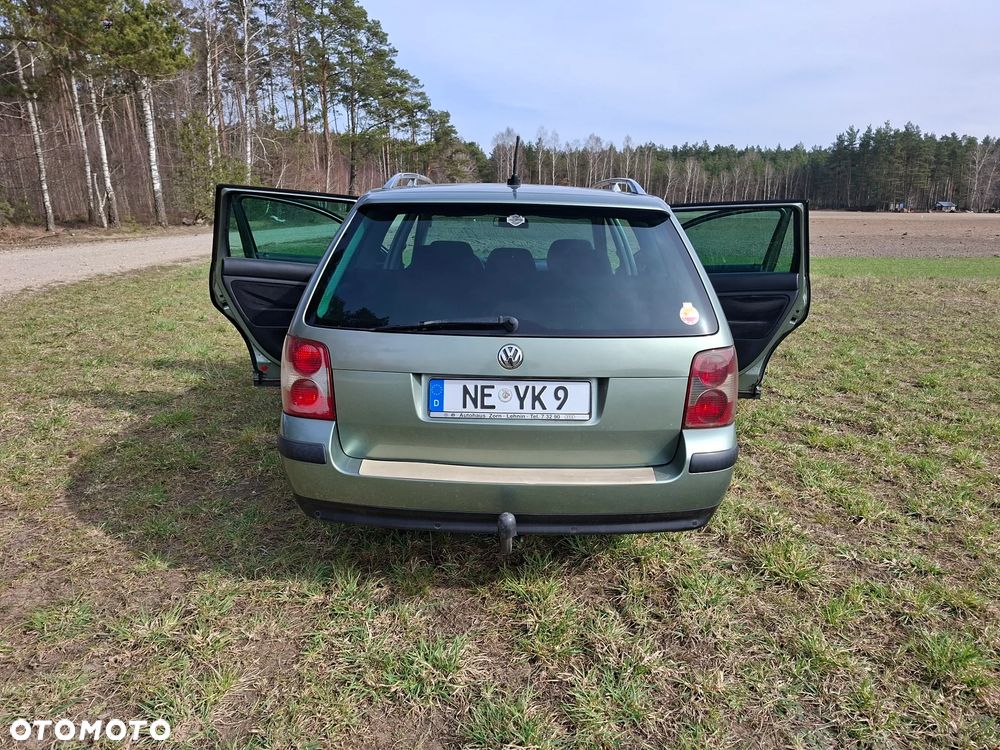 Volkswagen Passat 1.9 TDI Highline Tiptr - 9