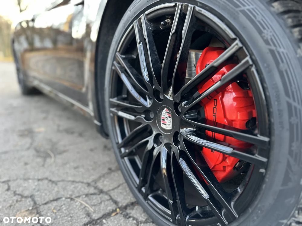 Porsche Panamera S PDK - 16