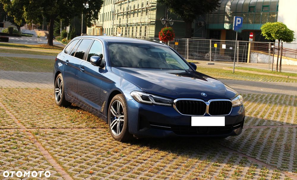 BMW Seria 5 530e Luxury Line sport - 6