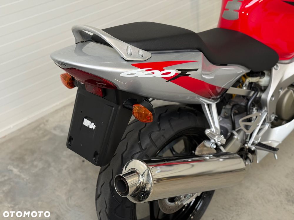 Honda CBR - 19