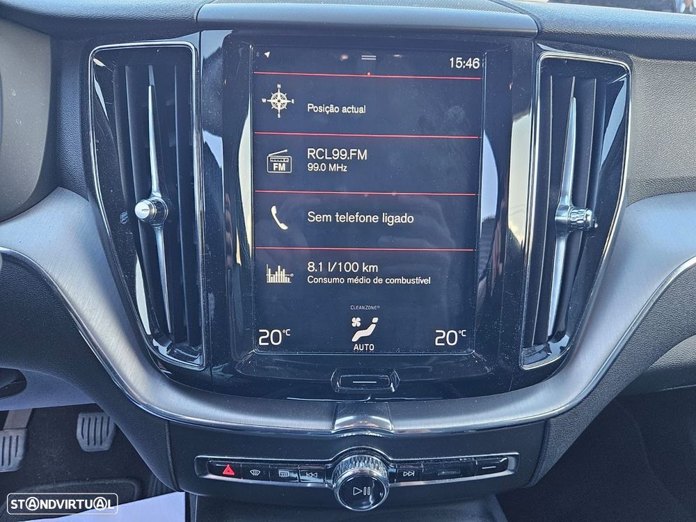 Volvo XC 60 2.0 D4 Momentum - 26