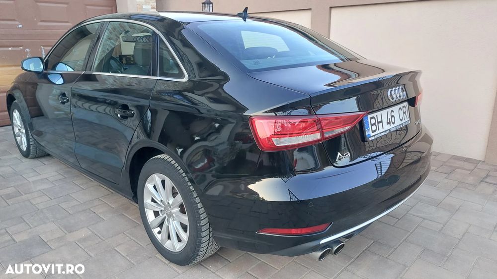 Audi A3 ack 1.5 35 TFSI Basic - 5