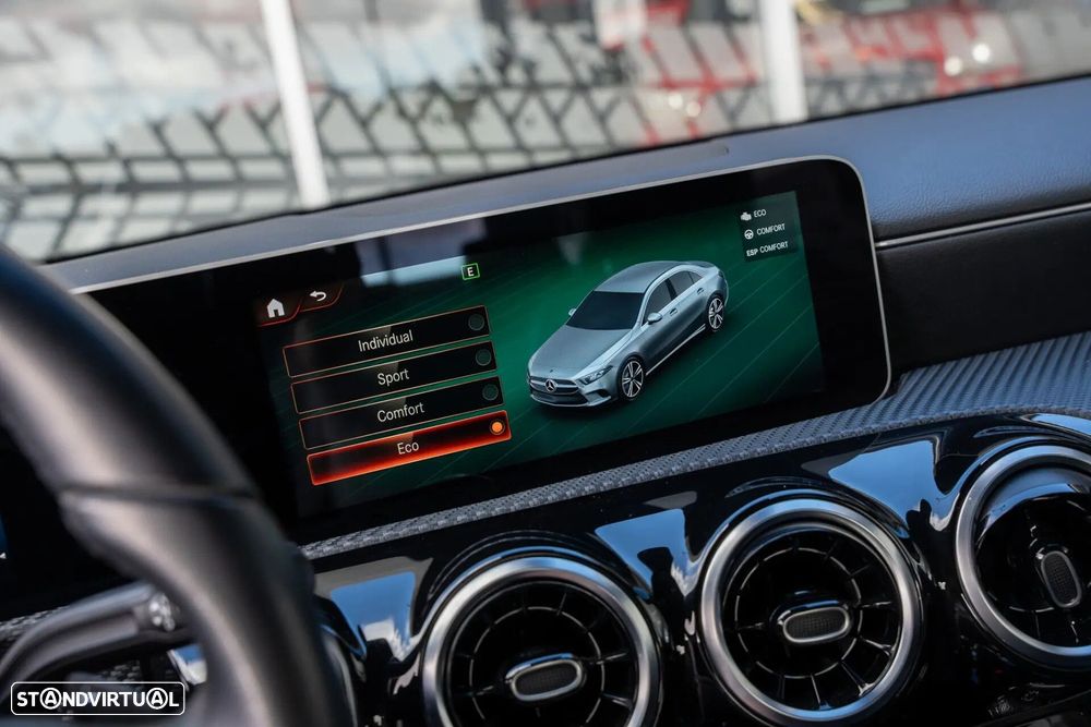 Mercedes-Benz A 180 Limousine d Style Aut. - 14