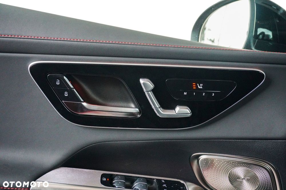 Mercedes-Benz GLC - 15