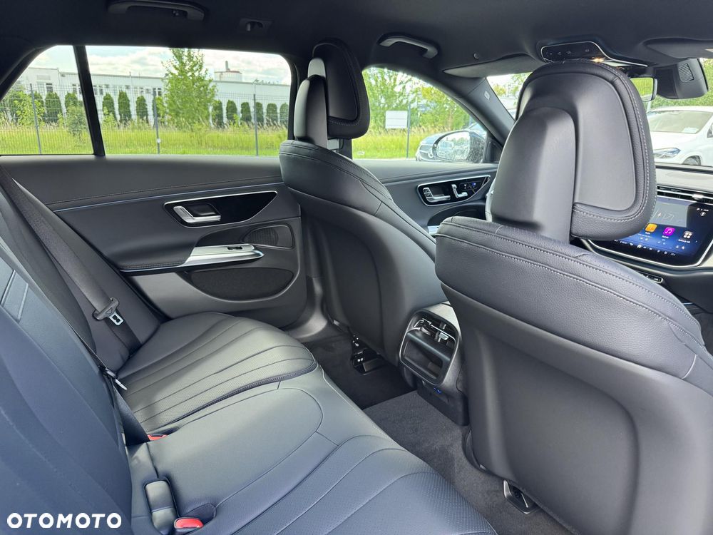 Mercedes-Benz Klasa E 220 d mHEV 4-Matic All-Terrain Avantgarde 9G-Tronic - 19