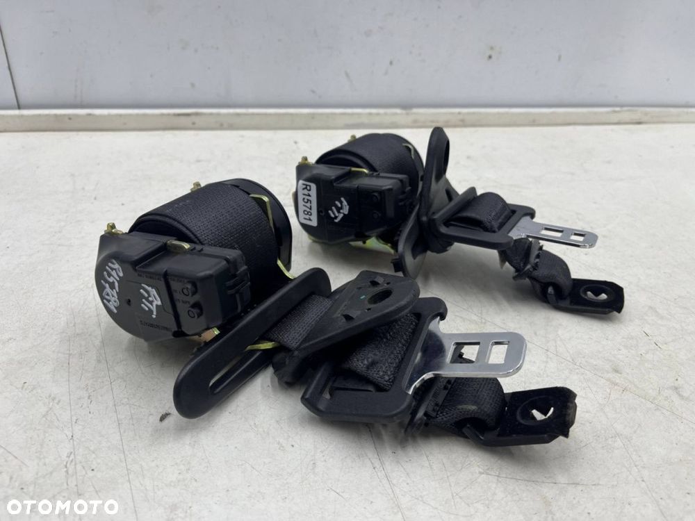 Pas bezpieczeństwa Chrysler PT Cruiser 00-10r. prawy lewy tył tylny napinacz 601009064c 601009164c - 1