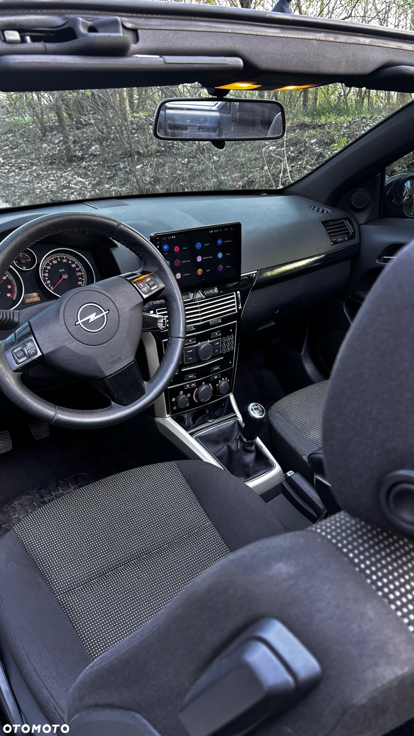 Opel Astra GTC 1.6 - 6