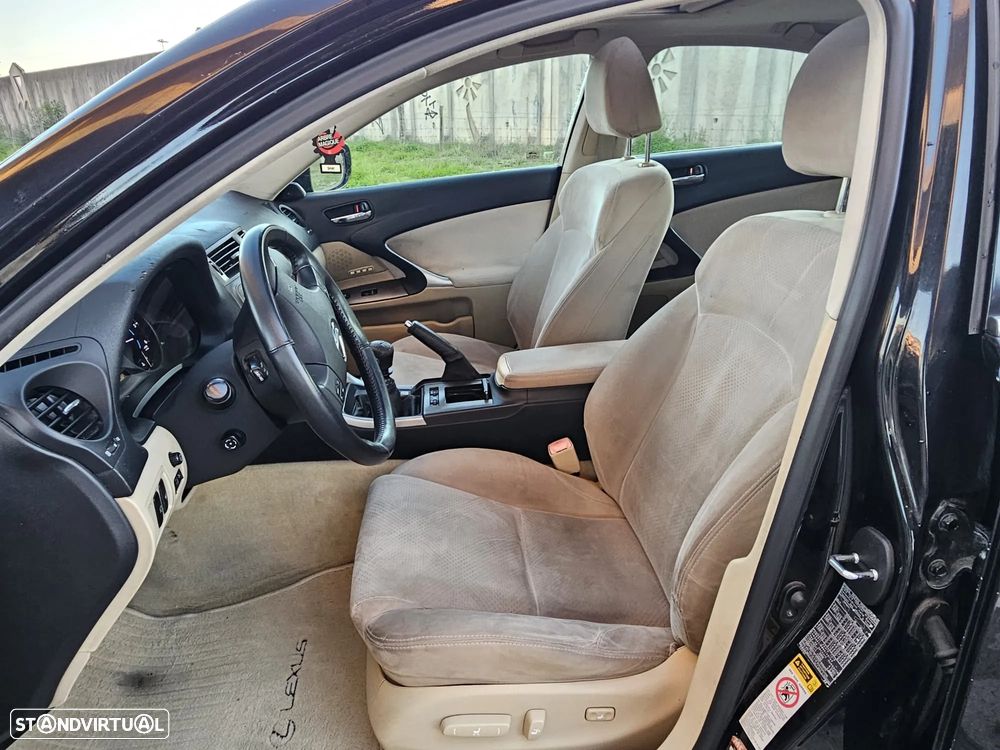 Lexus IS 220 220d DPNR - 10