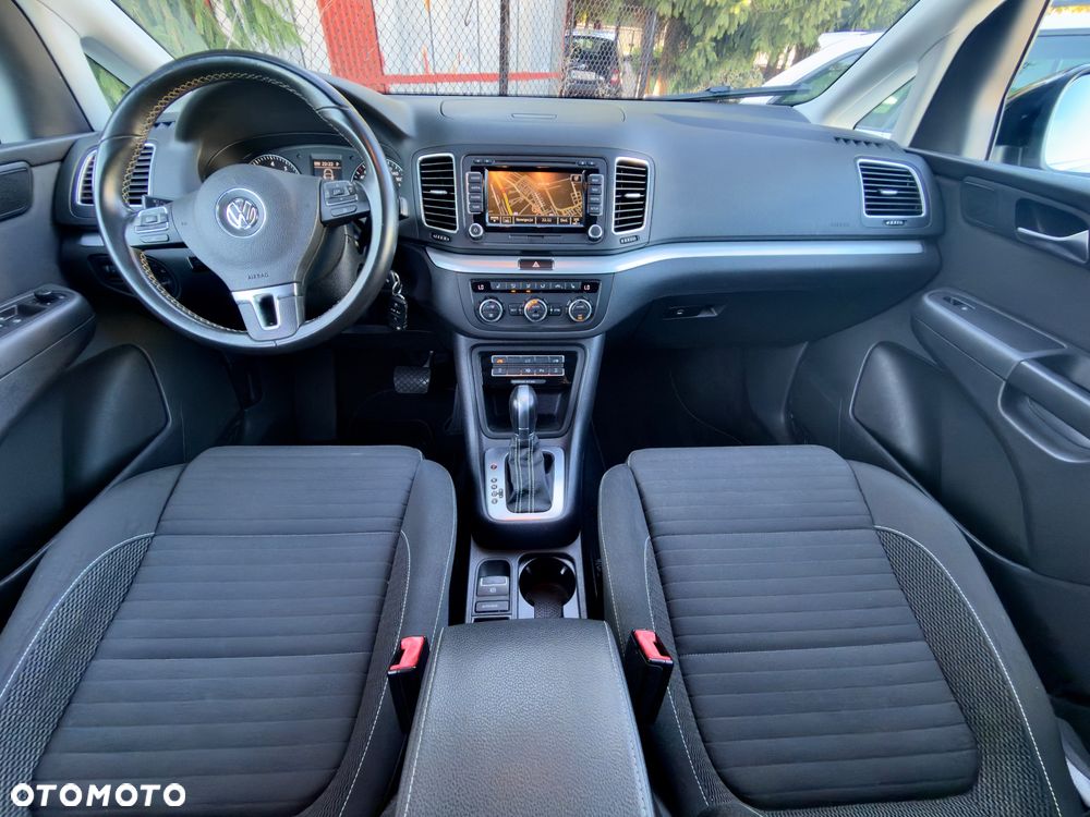Volkswagen Sharan - 33