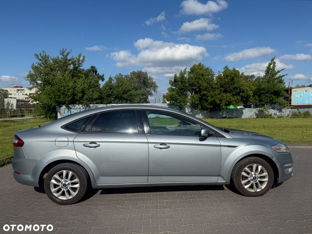 Ford Mondeo 1.6 Gold X - 8