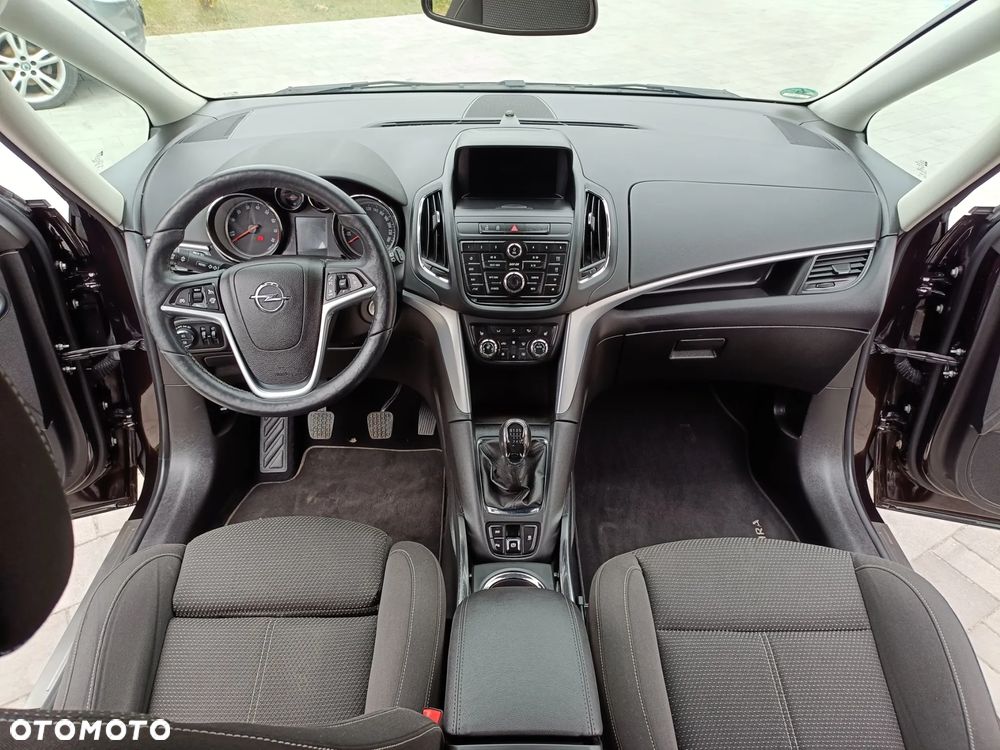 Opel Zafira - 21