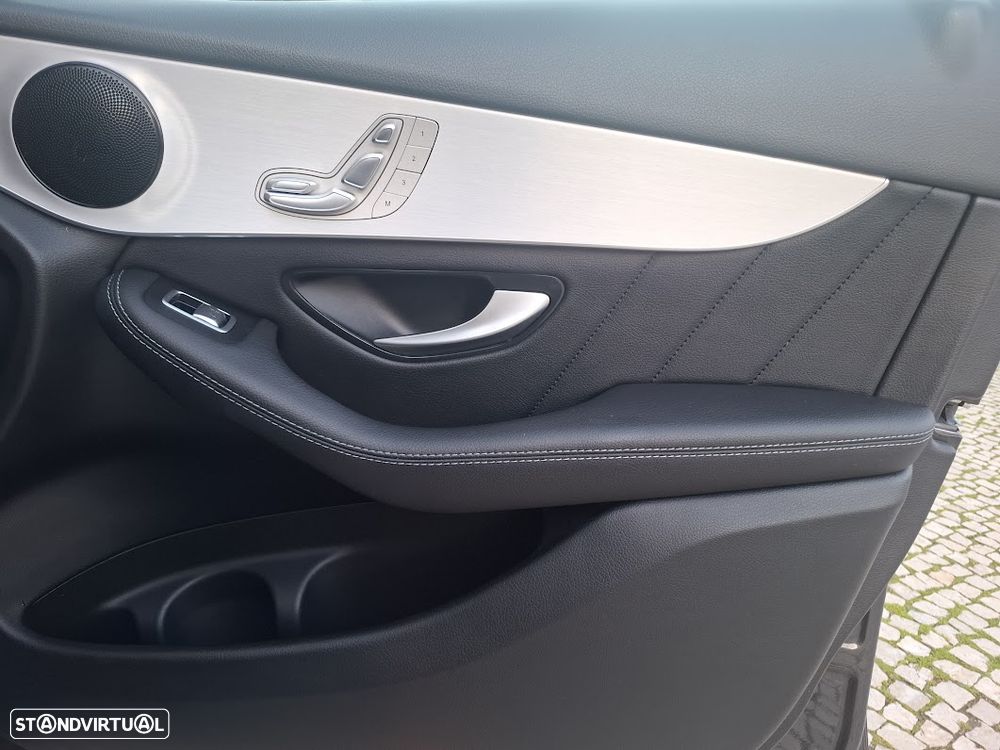 Mercedes-Benz GLC 300 e 4Matic - 51