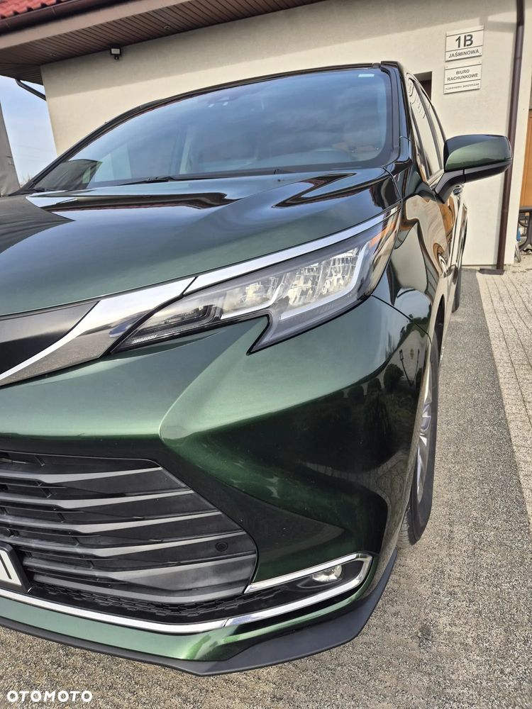 Toyota Sienna - 27
